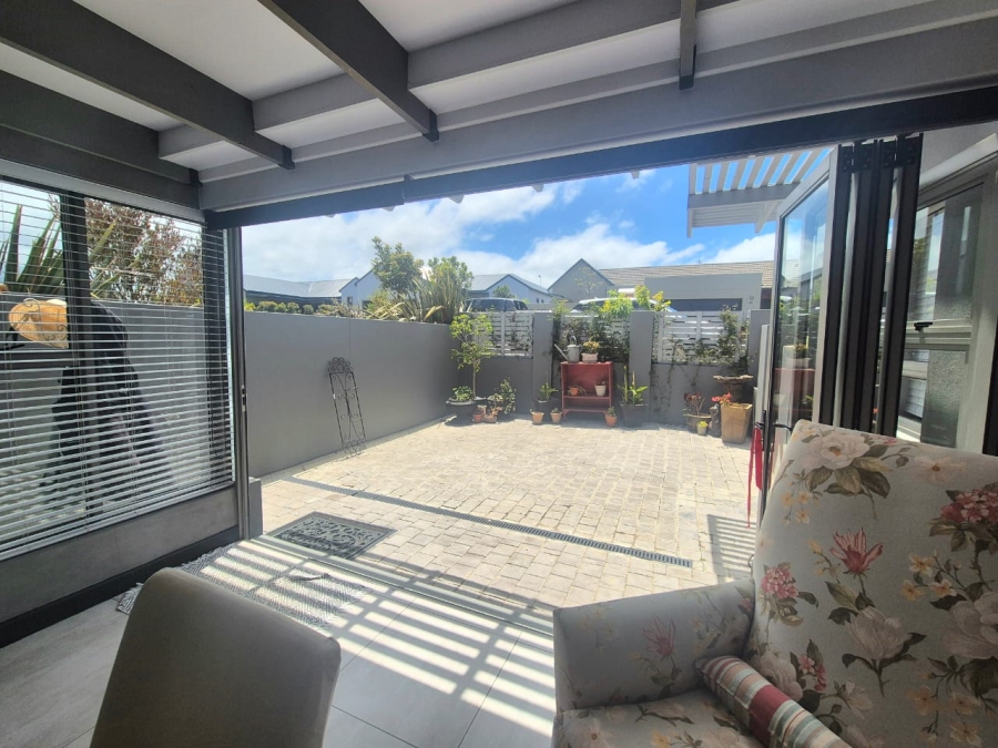 3 Bedroom Property for Sale in Blue Mountain Village Western Cape